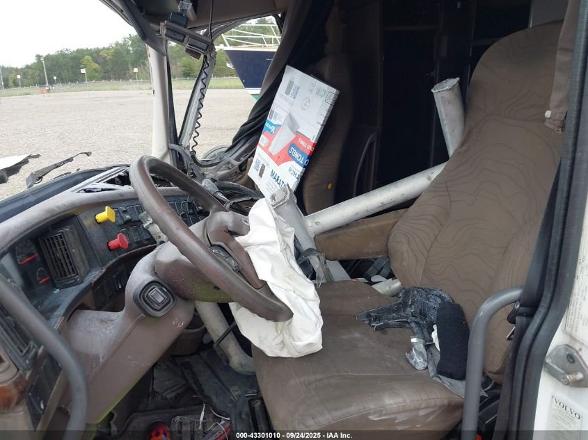 2017 Volvo Vnl VIN: 4V4NC9EJ6HN975804 Lot: 43301010