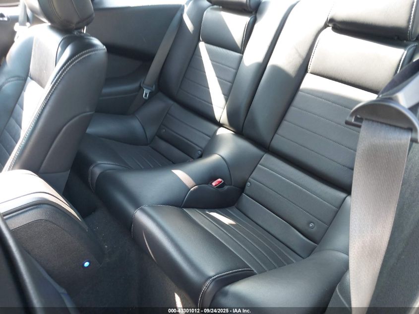 2013 Ford Mustang V6 Premium VIN: 1ZVBP8AM9D5233787 Lot: 43301012