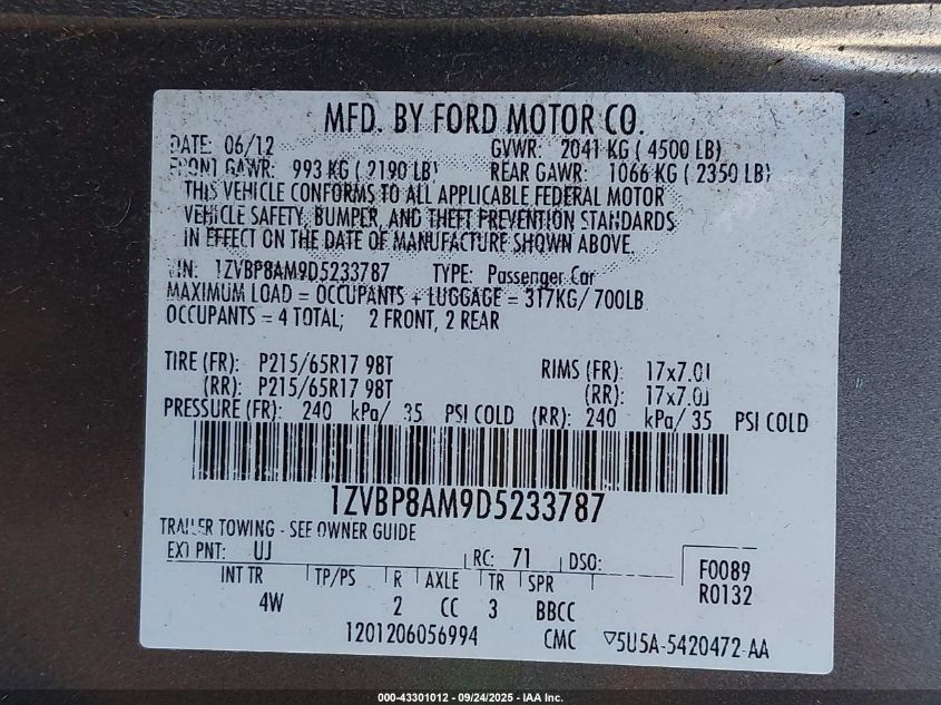 2013 Ford Mustang V6 Premium VIN: 1ZVBP8AM9D5233787 Lot: 43301012