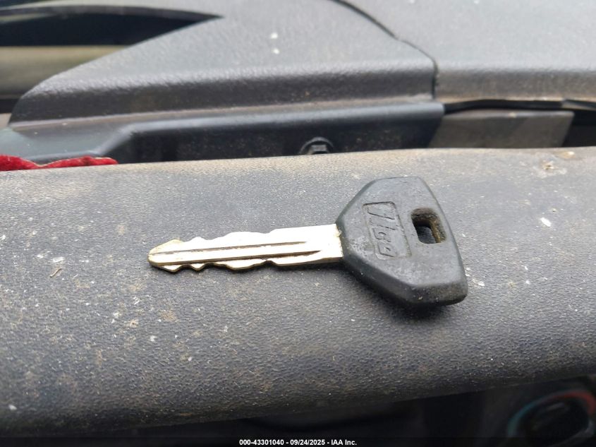 1998 Dodge Ram 1500 St VIN: 1B7HF16Y6WS642613 Lot: 43301040