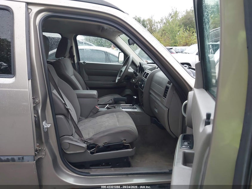 1D8GU28K77W583955 2007 DODGE NITRO photo no. 5