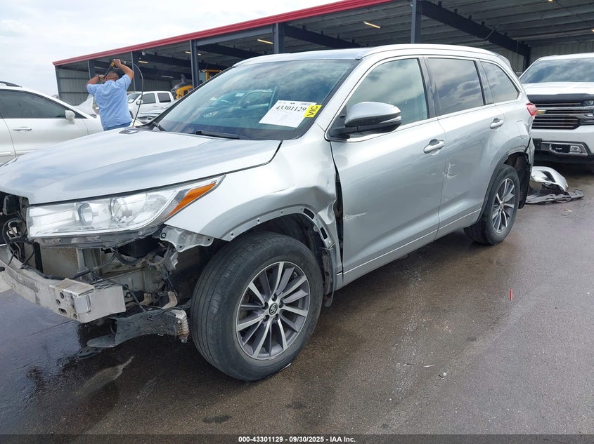 2018 TOYOTA HIGHLANDER XLE - 5TDJZRFH0JS869854