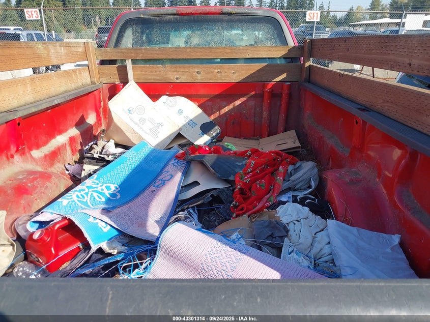 1999 Ford F-250 Lariat/Work Series/Xl/Xlt VIN: 2FTPF27L7XCA11685 Lot: 43301314