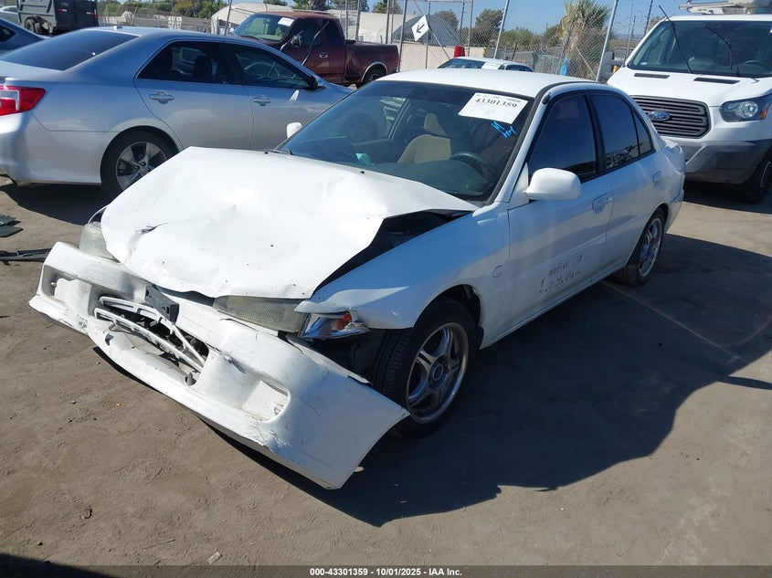JA3AY36C31U016573 2001 MITSUBISHI MIRAGE photo no. 2