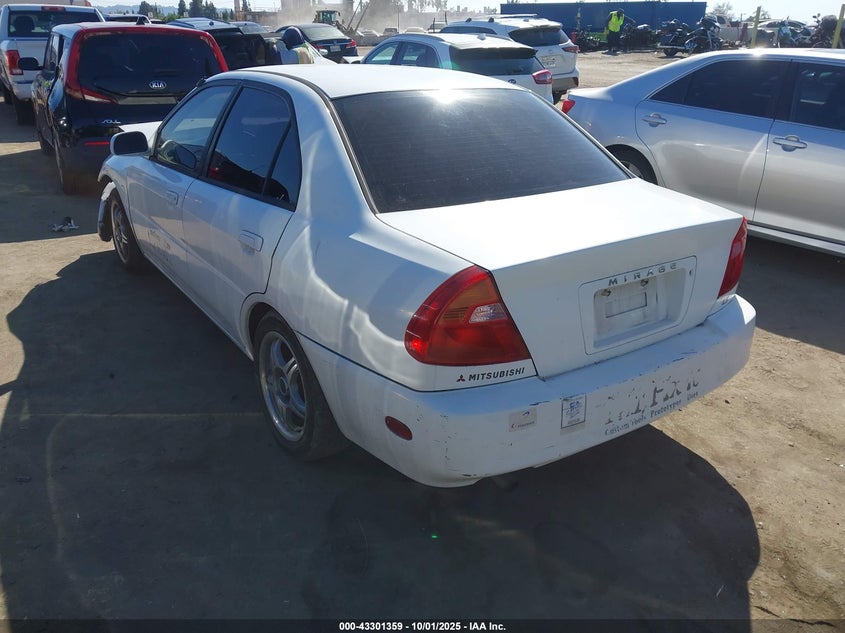 JA3AY36C31U016573 2001 MITSUBISHI MIRAGE photo no. 3