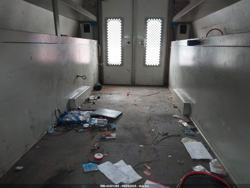 2016 Chevrolet Express Cutaway 4500 VIN: 1GB6GUCG7G1195402 Lot: 43301366