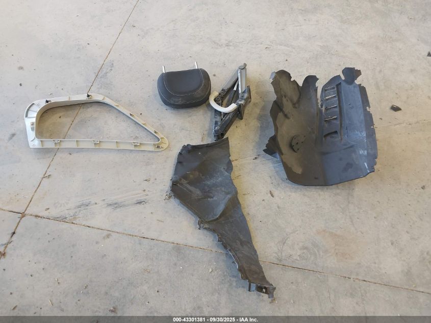 2019 Ram Promaster 2500 High Roof 159 Wb VIN: 3C6TRVDG6KE517358 Lot: 43301381