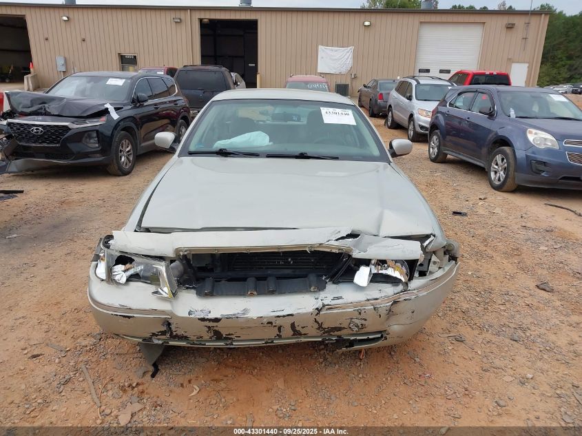 2004 Mercury Grand Marquis Gs VIN: 2MEFM74W14X660611 Lot: 43301440