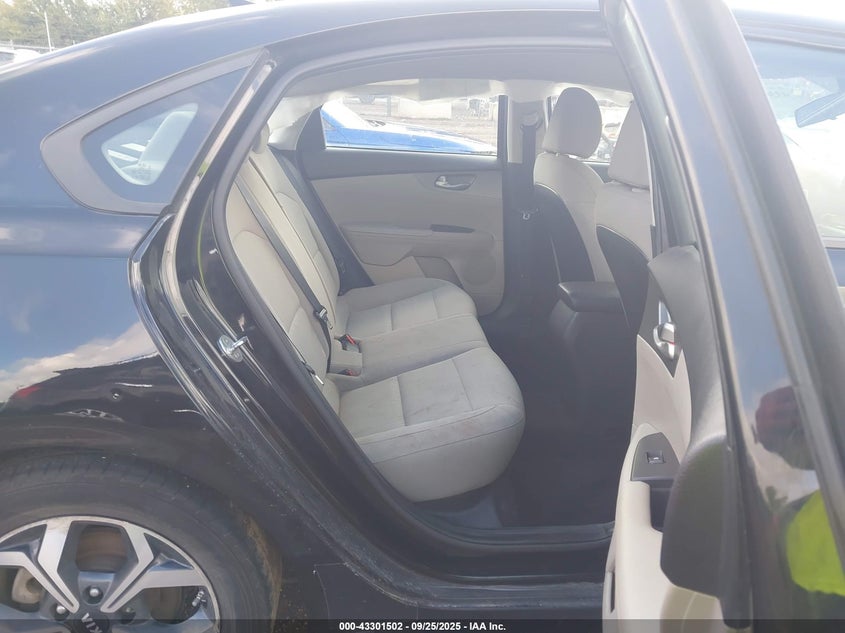 2021 KIA FORTE LXS - 3KPF24AD2ME325324