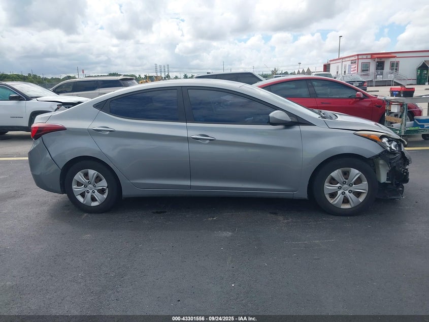 2016 HYUNDAI ELANTRA SE - KMHDH4AE7GU500876