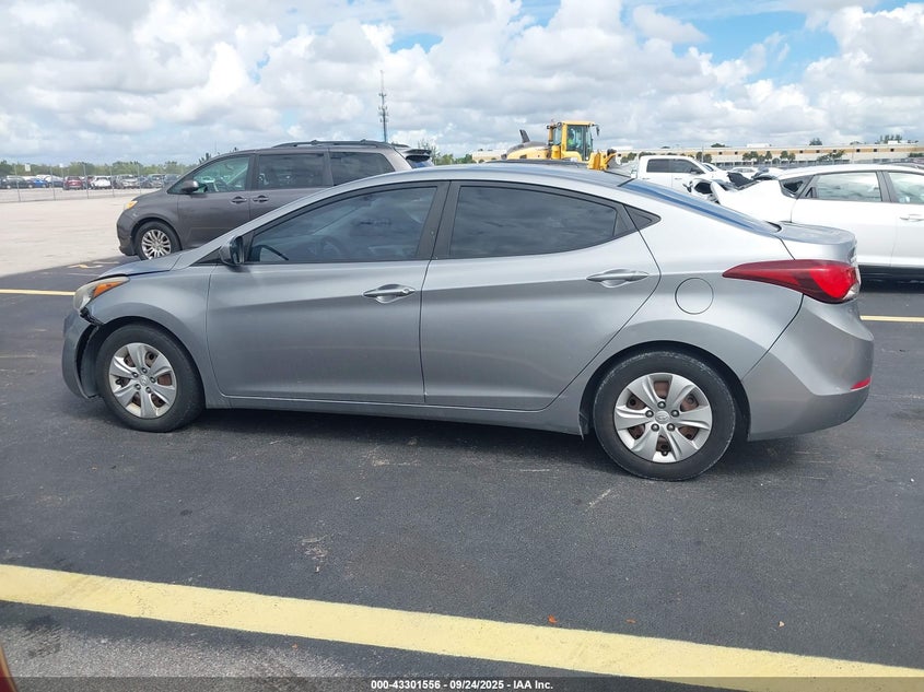 2016 HYUNDAI ELANTRA SE - KMHDH4AE7GU500876