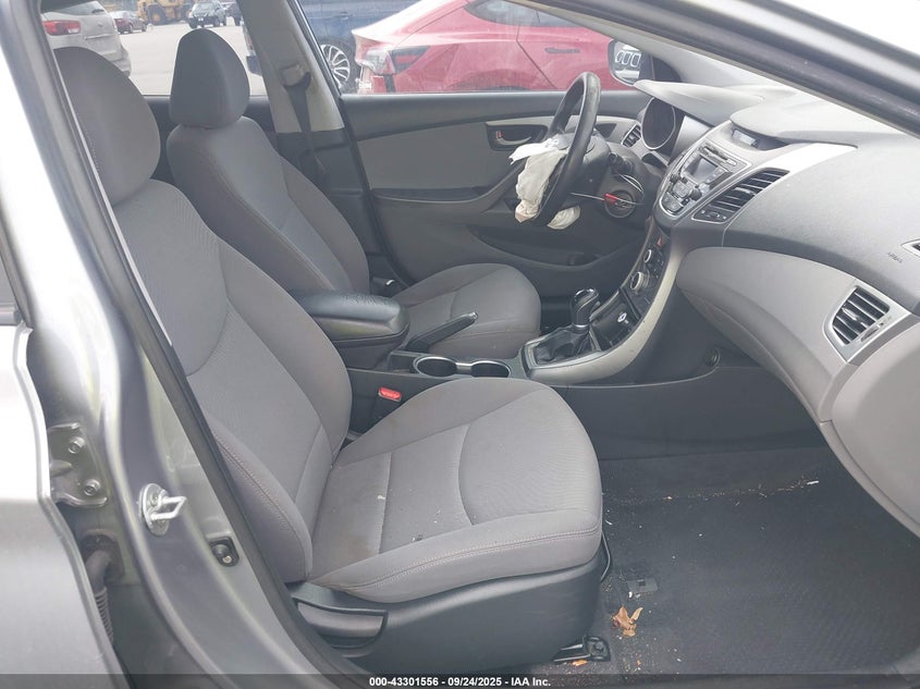 2016 HYUNDAI ELANTRA SE - KMHDH4AE7GU500876