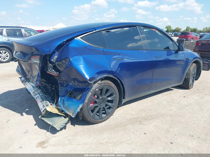 5YJYGDEEXMF233160 2021 TESLA MODEL Y photo no. 4