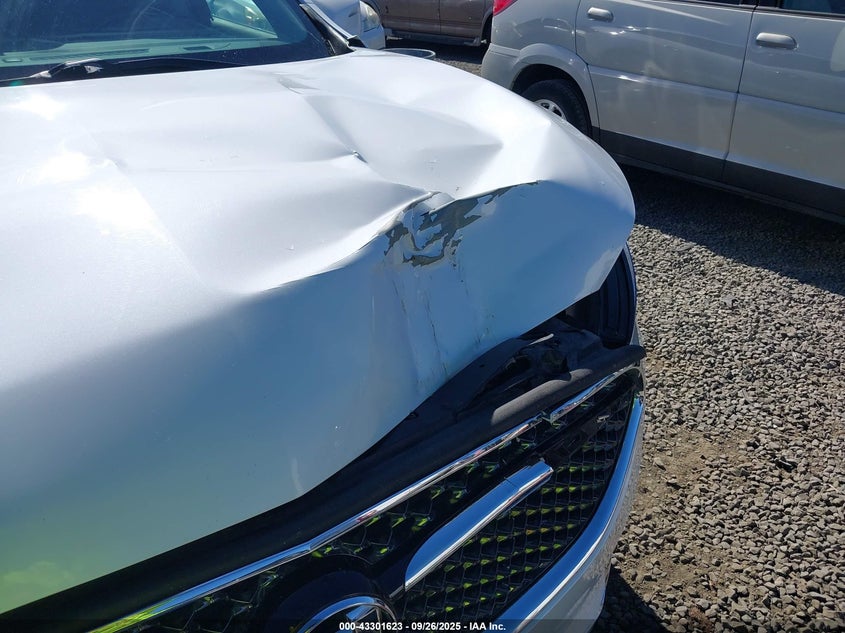 VIN 5GAEVCKW7KJ243944 2019 BUICK ENCLAVE AWD AVENIR