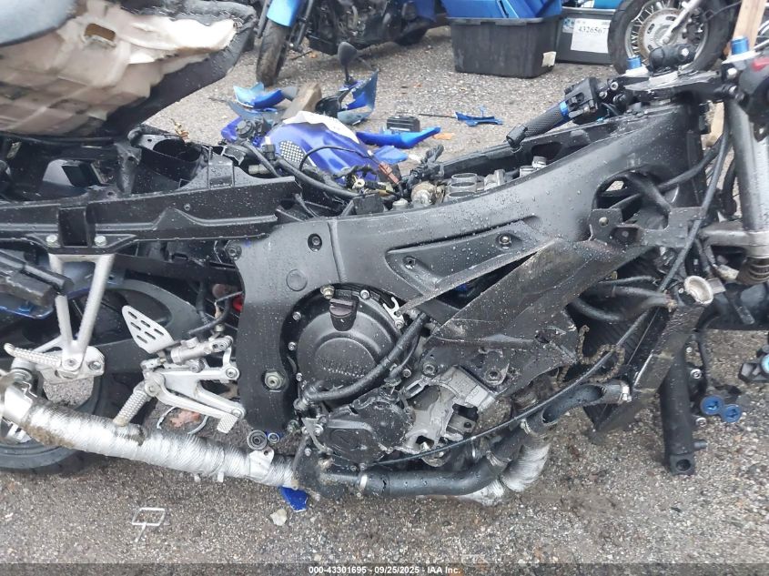 2004 Yamaha Yzfr6 L VIN: JYARJ06EX4A012210 Lot: 43301695