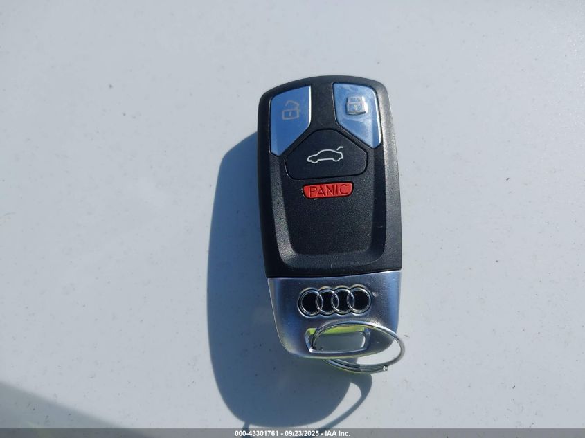 2017 Audi Q7 3.0T Premium VIN: WA1LAAF70HD002155 Lot: 43301761