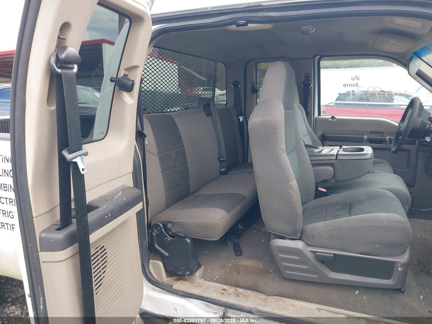 2009 Ford F-250 Fx4/Lariat/Xl/Xlt VIN: 1FTSX21589EA21818 Lot: 43301797