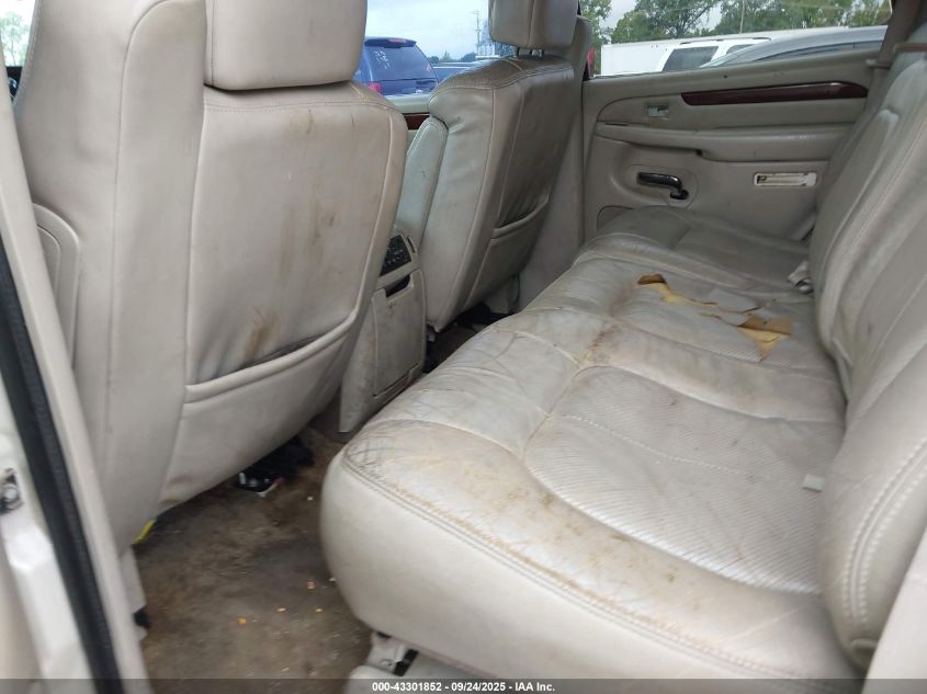 2002 Cadillac Escalade Standard VIN: 1GYEC63T92R271511 Lot: 43301852