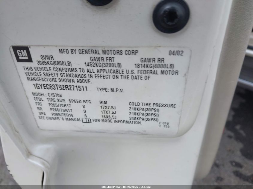 2002 Cadillac Escalade Standard VIN: 1GYEC63T92R271511 Lot: 43301852