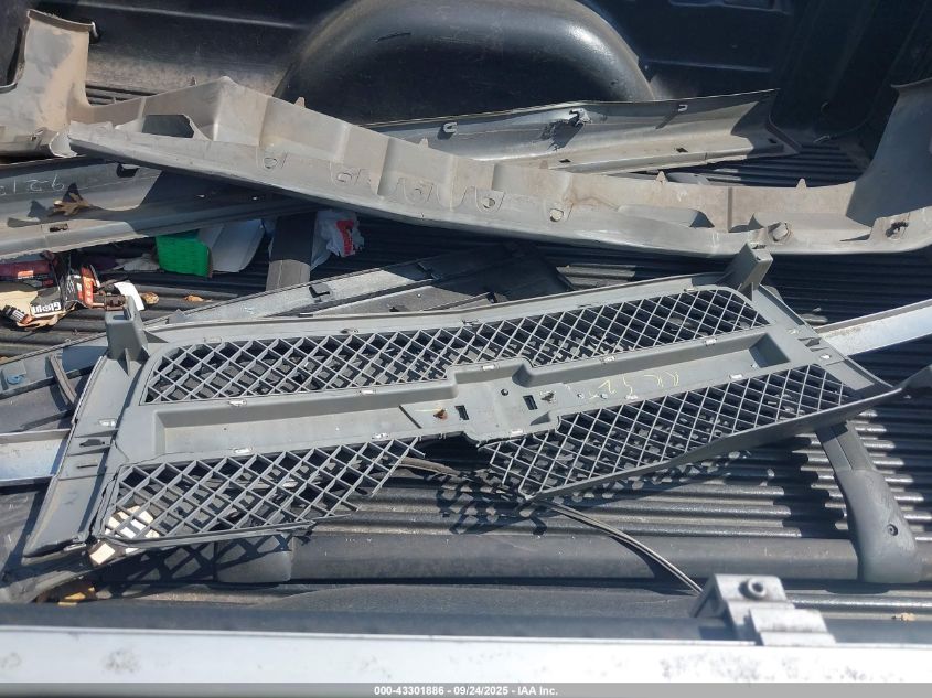 2003 Chevrolet Silverado 1500 Ls VIN: 2GCEC19V531173023 Lot: 43301886