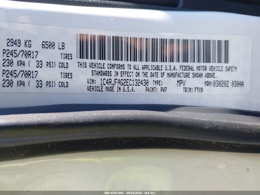 2014 Jeep Grand Cherokee Laredo VIN: 1C4RJFAG2EC132430 Lot: 43301901