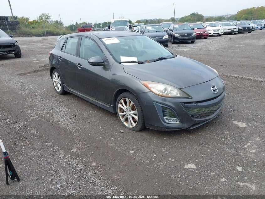 MAZDA 3 S GRAND TOURING