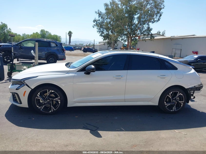 2025 Kia K5 Gt-Line VIN: KNAG64J70S5299220 Lot: 43302032