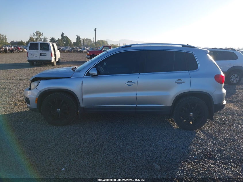 2016 VOLKSWAGEN TIGUAN SE - WVGBV7AX2GW592910