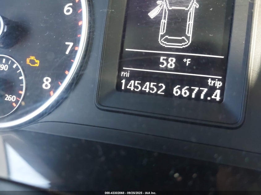 2016 VOLKSWAGEN TIGUAN SE - WVGBV7AX2GW592910