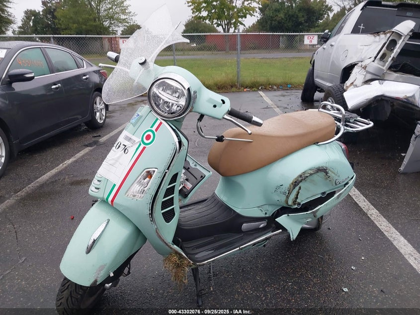 VIN ZAPMA39M8N5101009 2022 VESPA GTS