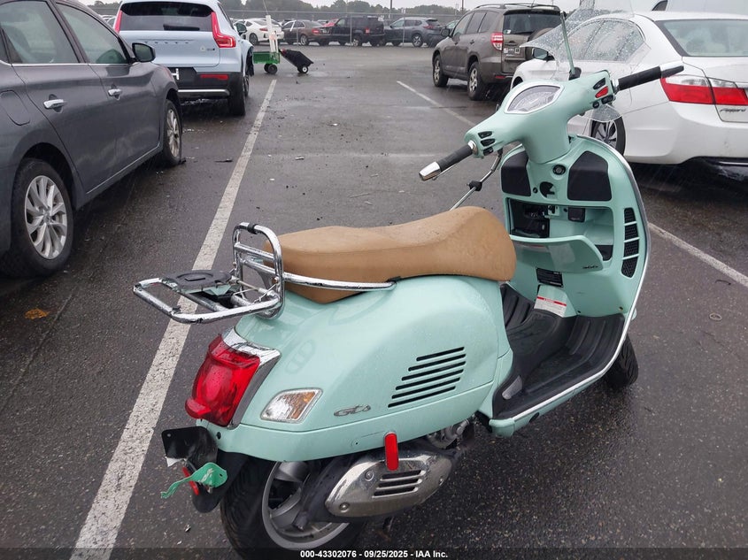 VIN: ZAPMA39M8N5101009 2022 VESPA GTS