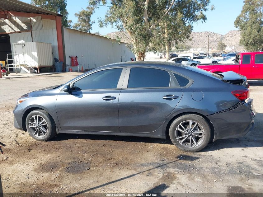 2024 Kia Forte Lxs VIN: 3KPF24AD2RE712043 Lot: 43302095