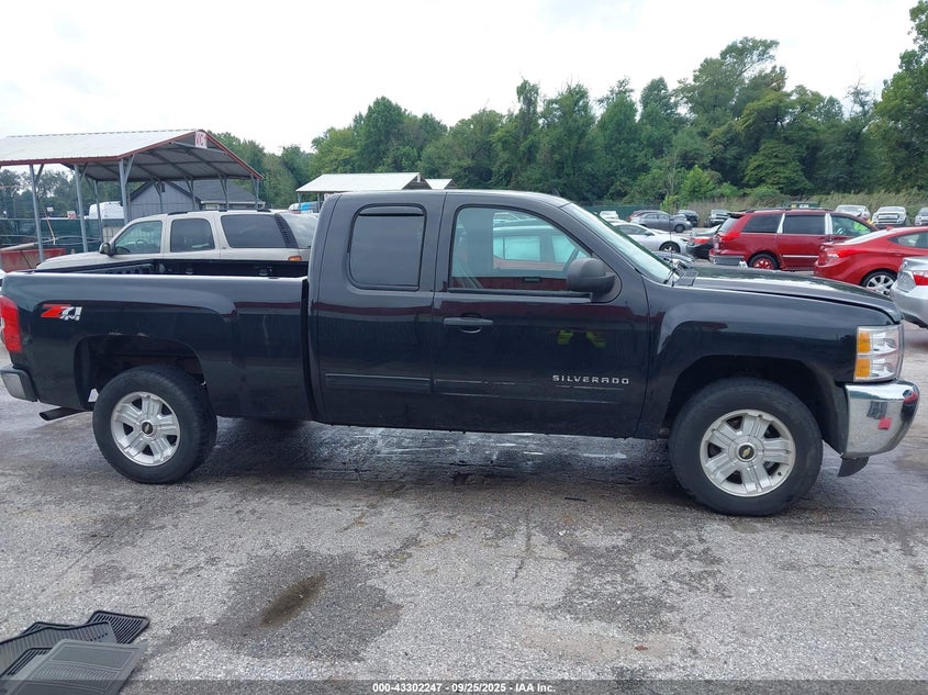 2013 CHEVROLET SILVERADO 1500 LT - 1GCRKSE76DZ264960