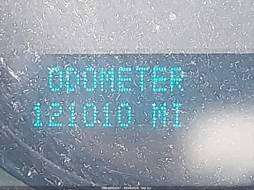 2013 CHEVROLET SILVERADO 1500 LT - 1GCRKSE76DZ264960