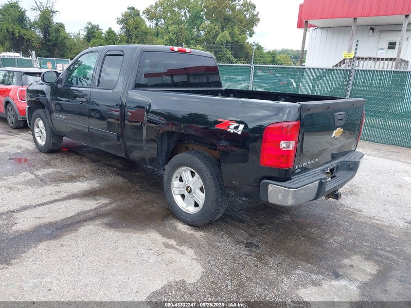 2013 CHEVROLET SILVERADO 1500 LT - 1GCRKSE76DZ264960