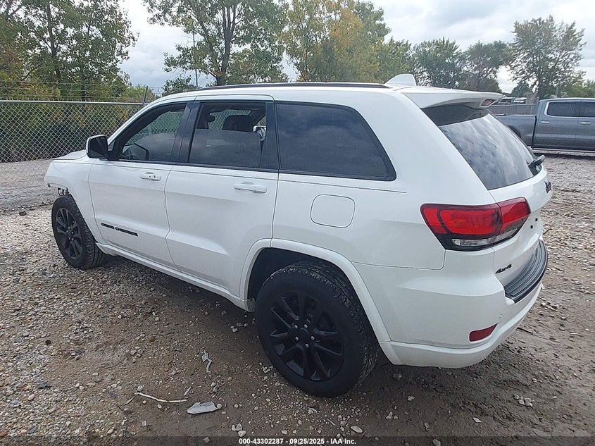 1C4RJFAG9JC318587 2018 JEEP GRAND CHEROKEE photo no. 3