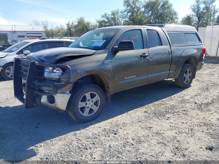 5TFUY5F12BX170894 2011 TOYOTA TUNDRA photo no. 2