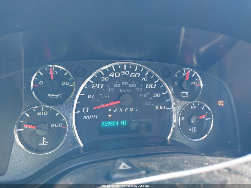 2014 Chevrolet Express 2500 Work Van VIN: 1GCWGFCA3E1102357 Lot: 43302382