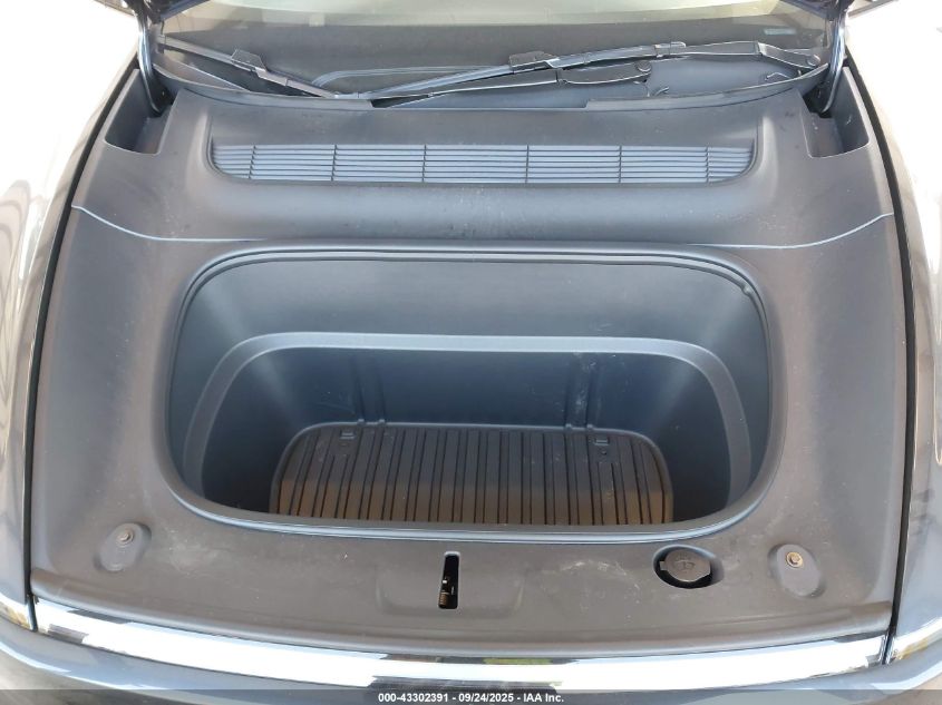 2026 Tesla Model Y Long Range Dual Motor All-Wheel Drive/Long Range Launch Series VIN: 7SAYGDEE1TF368836 Lot: 43302391