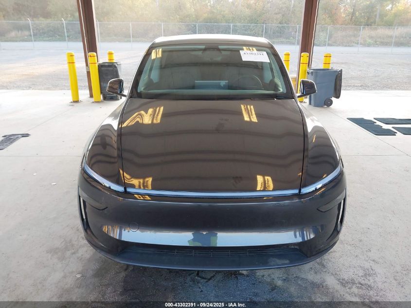 2026 Tesla Model Y Long Range Dual Motor All-Wheel Drive/Long Range Launch Series VIN: 7SAYGDEE1TF368836 Lot: 43302391