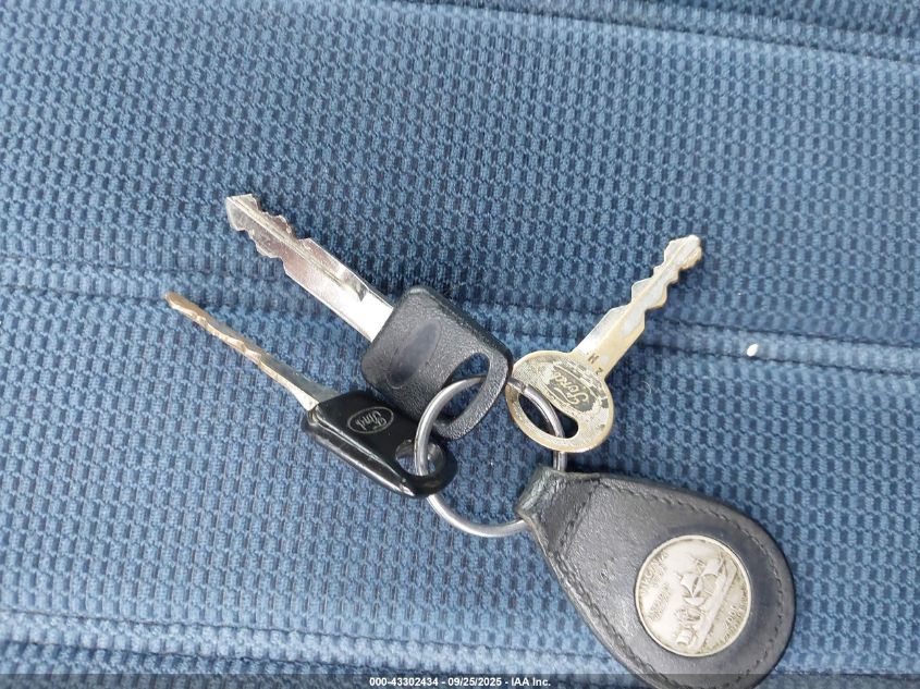 1995 Ford Taurus Gl/Se VIN: 1FALP52U9SA142114 Lot: 43302434