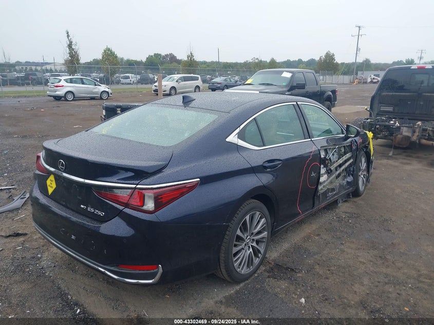 2021 LEXUS ES 250 - 58AD11D15MU004328