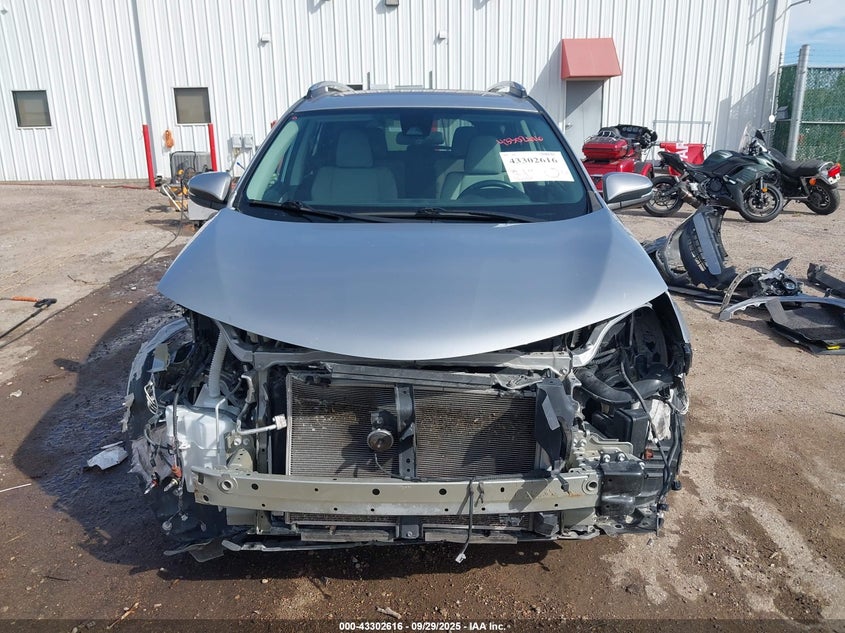 2017 TOYOTA RAV4 XLE - 2T3WFREV9HW347125