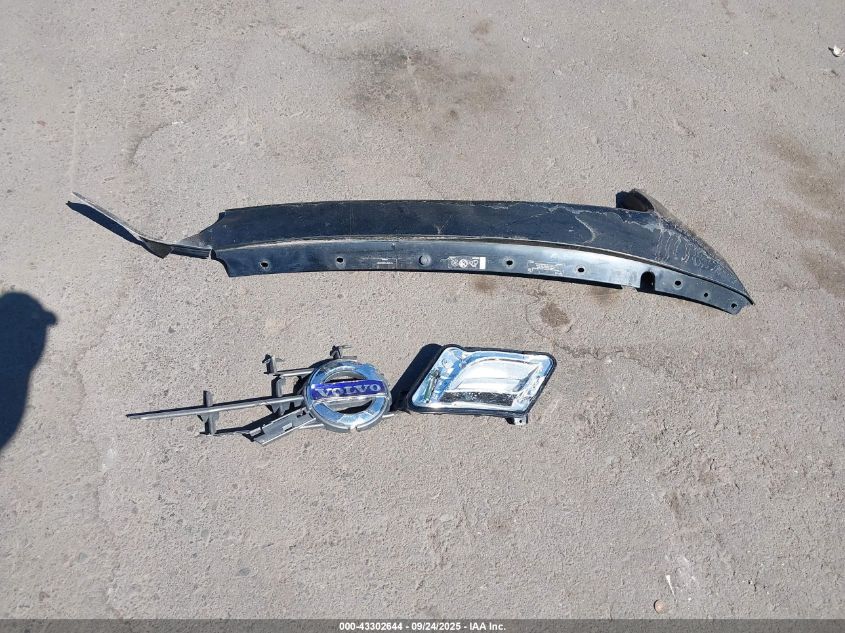 2013 Volvo S60 T5 VIN: YV1612FS4D2233251 Lot: 43302644