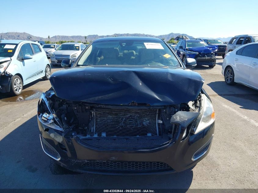 2013 Volvo S60 T5 VIN: YV1612FS4D2233251 Lot: 43302644