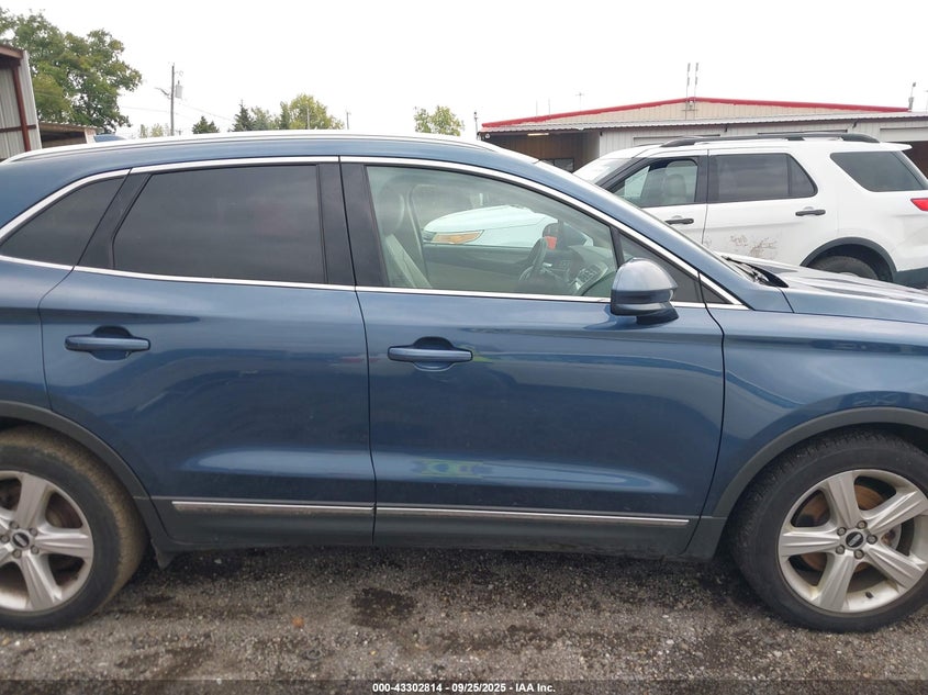 2018 LINCOLN MKC PREMIERE - 5LMCJ1C98JUL11866