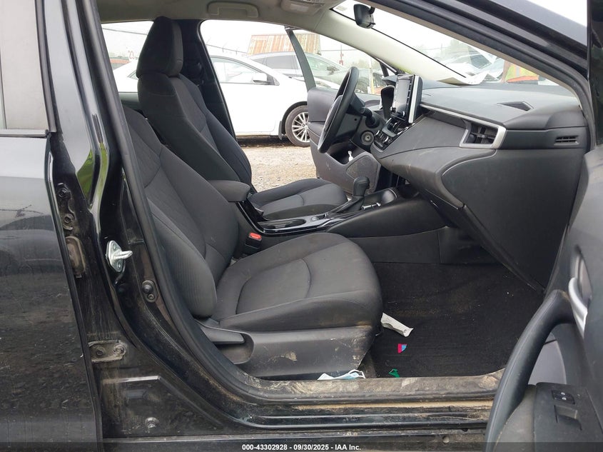 2020 TOYOTA COROLLA LE - JTDEPRAE6LJ020042