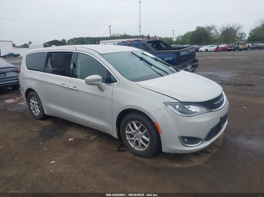 2020 CHRYSLER PACIFICA TOURING - 2C4RC1FG4LR192171