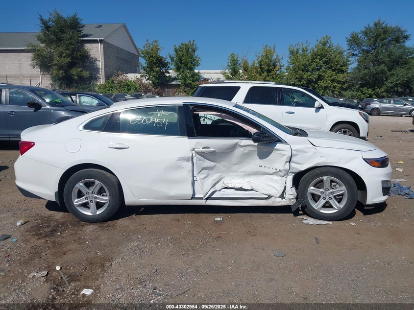 2022 CHEVROLET MALIBU FWD LS 1G1ZB5ST0NF209497