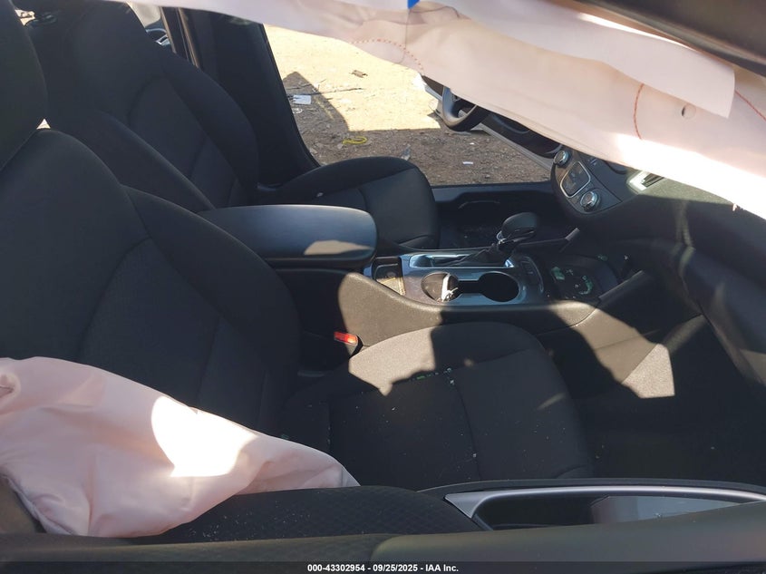 2022 CHEVROLET MALIBU FWD LS 1G1ZB5ST0NF209497